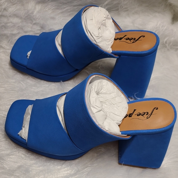 Free People Shoes - FREE PEOPLE Suede Love Is Everywhere Platform Sandals
